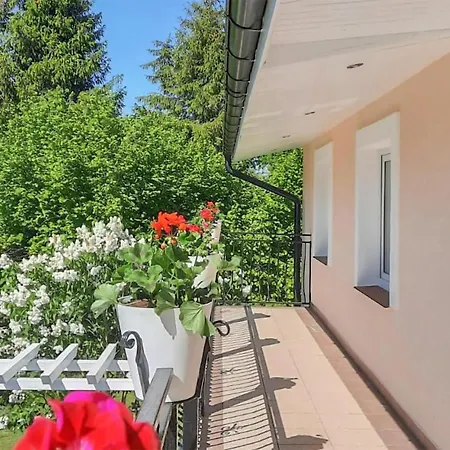 1 Bedroom Lovely In Appartamento